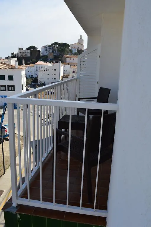 Hotel Nou Estrelles Cadaques Spain