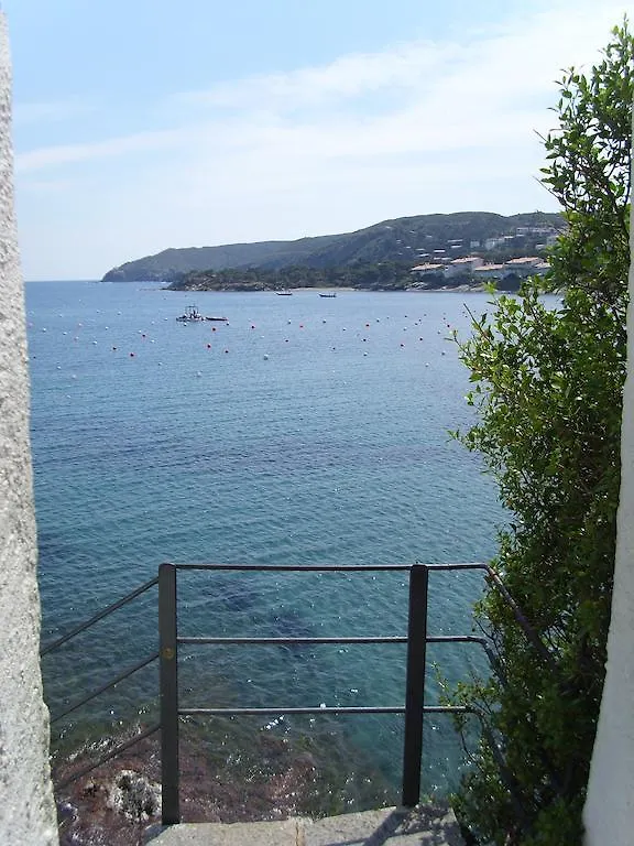 Hotel Nou Estrelles Cadaques
